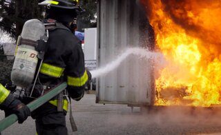 Kelowna Fire Department – Sprinkler Demonstration